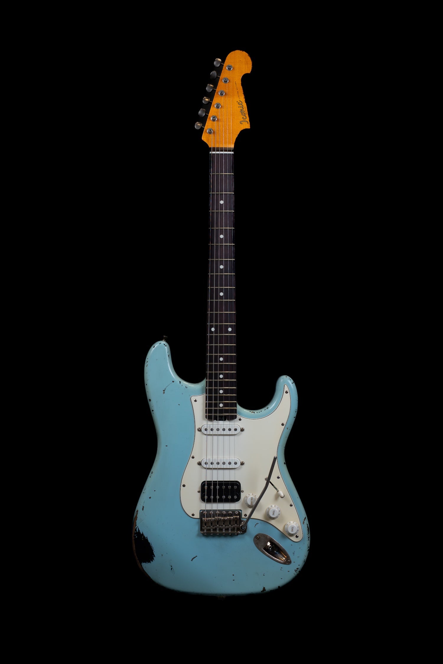 iconic-guitars-solana-studio-