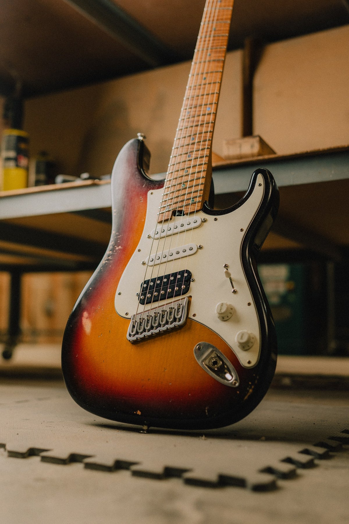 Solana 7MS - body detail